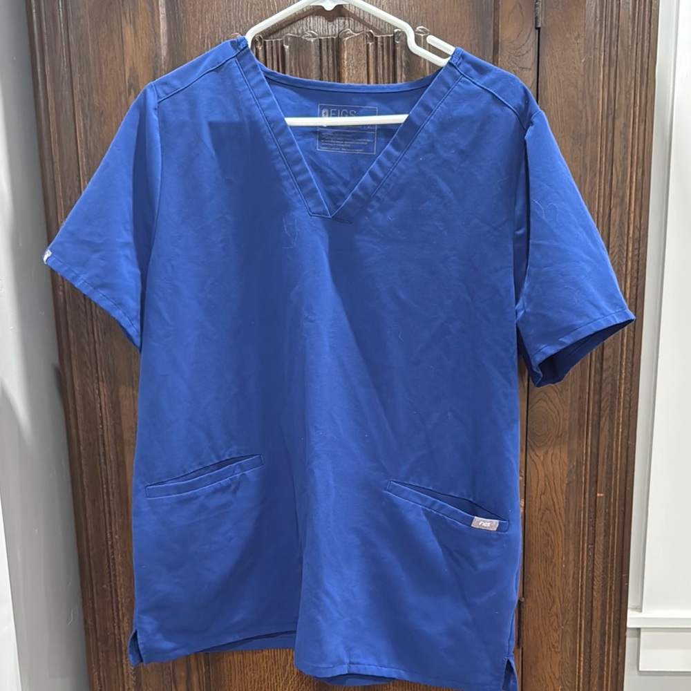 FIGS Casma  Scrub Top XL PO#2081
StyleFW1100